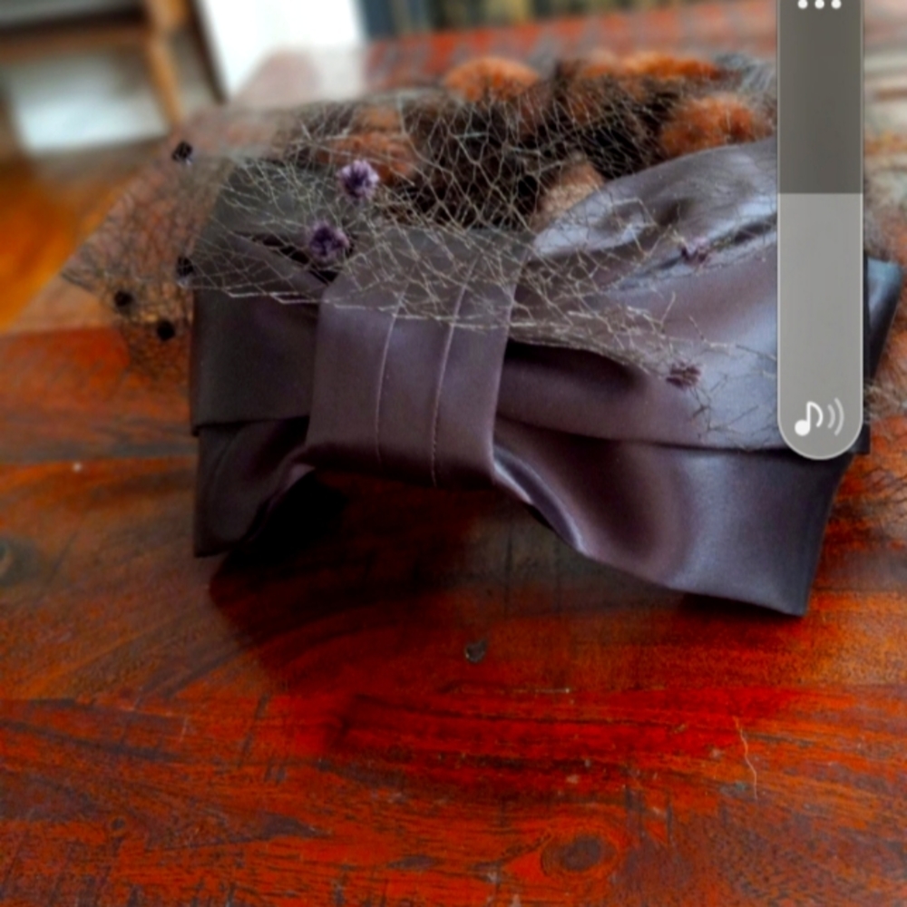 Vintage Hat mink/satin